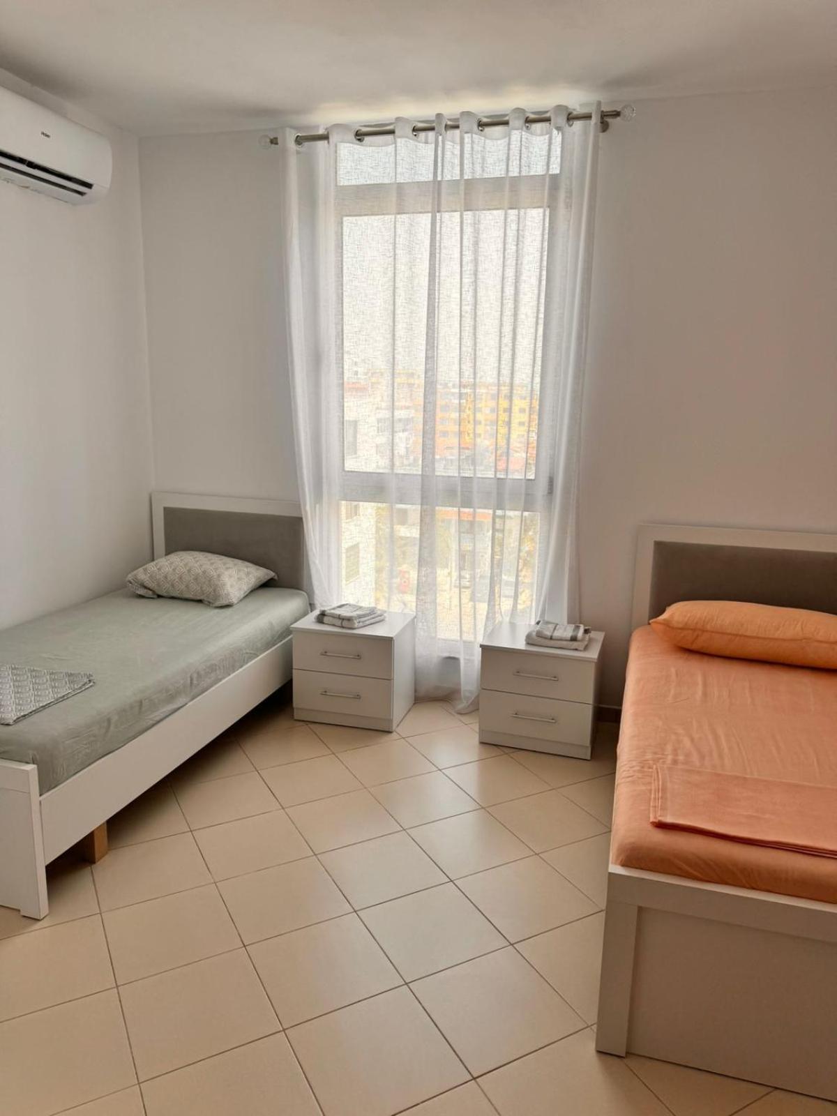 Holiday Apartments 5 Durres Bagian luar foto